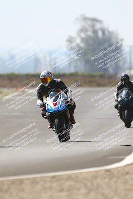 media/Sep-20-2025-TrackDaz (Sat) [[27f0cde673]]/B Group/220pm (Turn 9)/